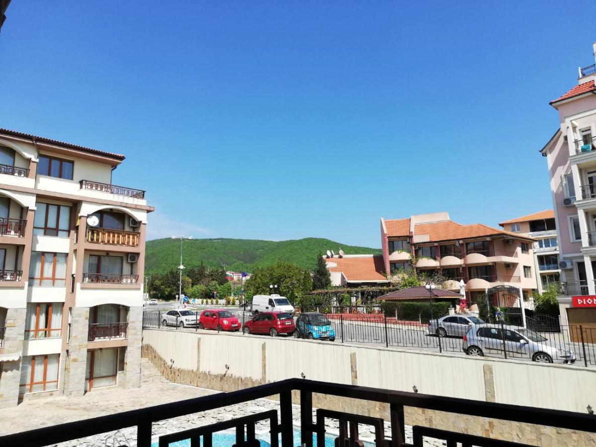 Lovely Studio In A Complex With A Pool By Flat Mаnаger Sveti Vlas Exterior foto